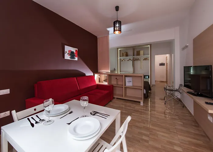 Готель Palmas Urban Center 2*